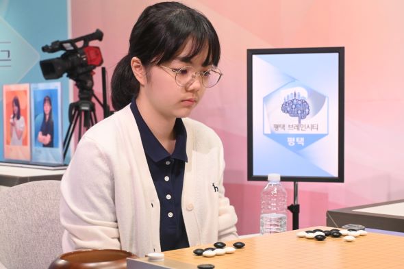 일본 천재소녀 스미레, 여자선수 최단기간 100번째 경기출전